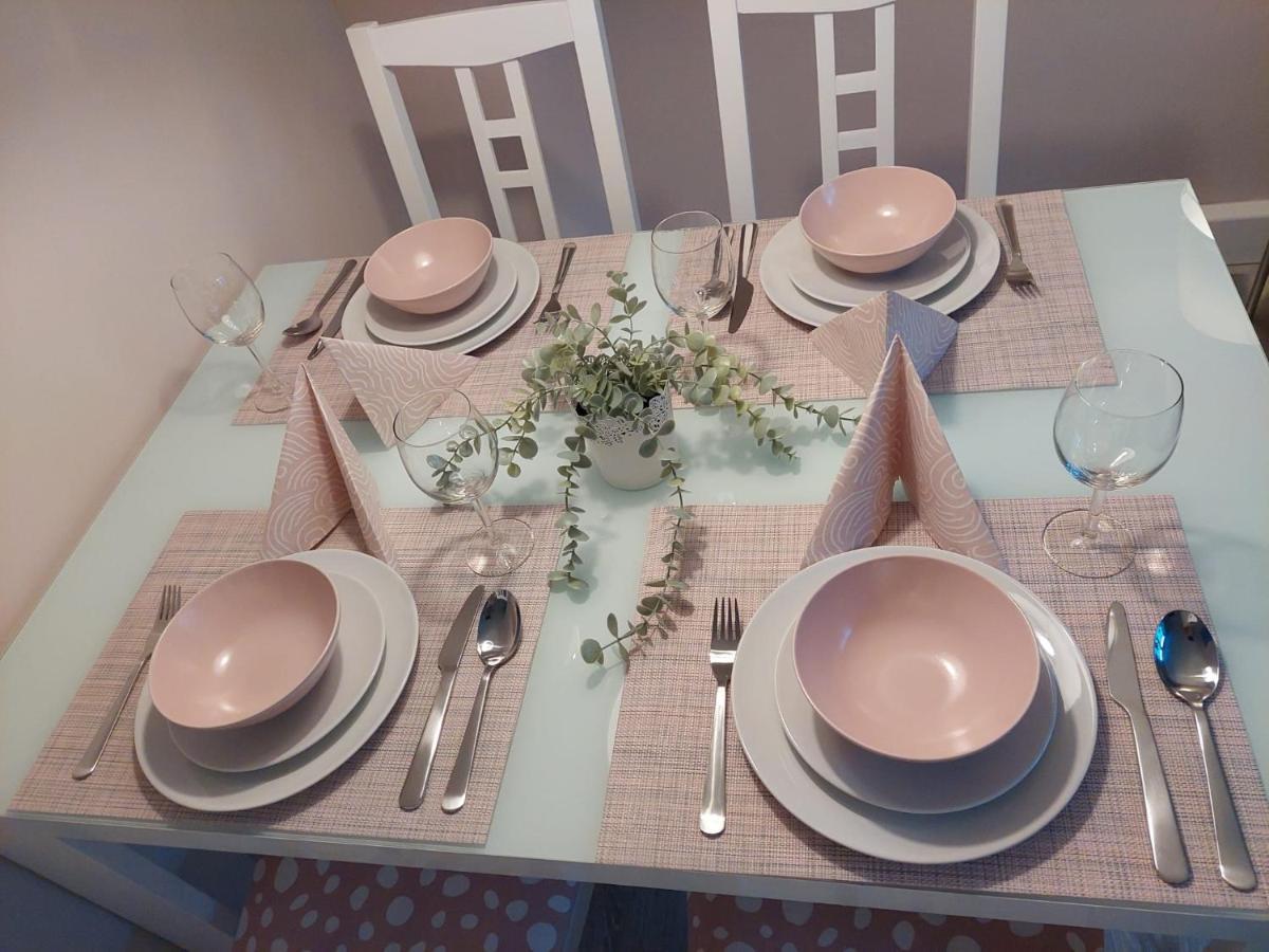 Helles Modern Eingerichtetes Apartment Halle  外观 照片