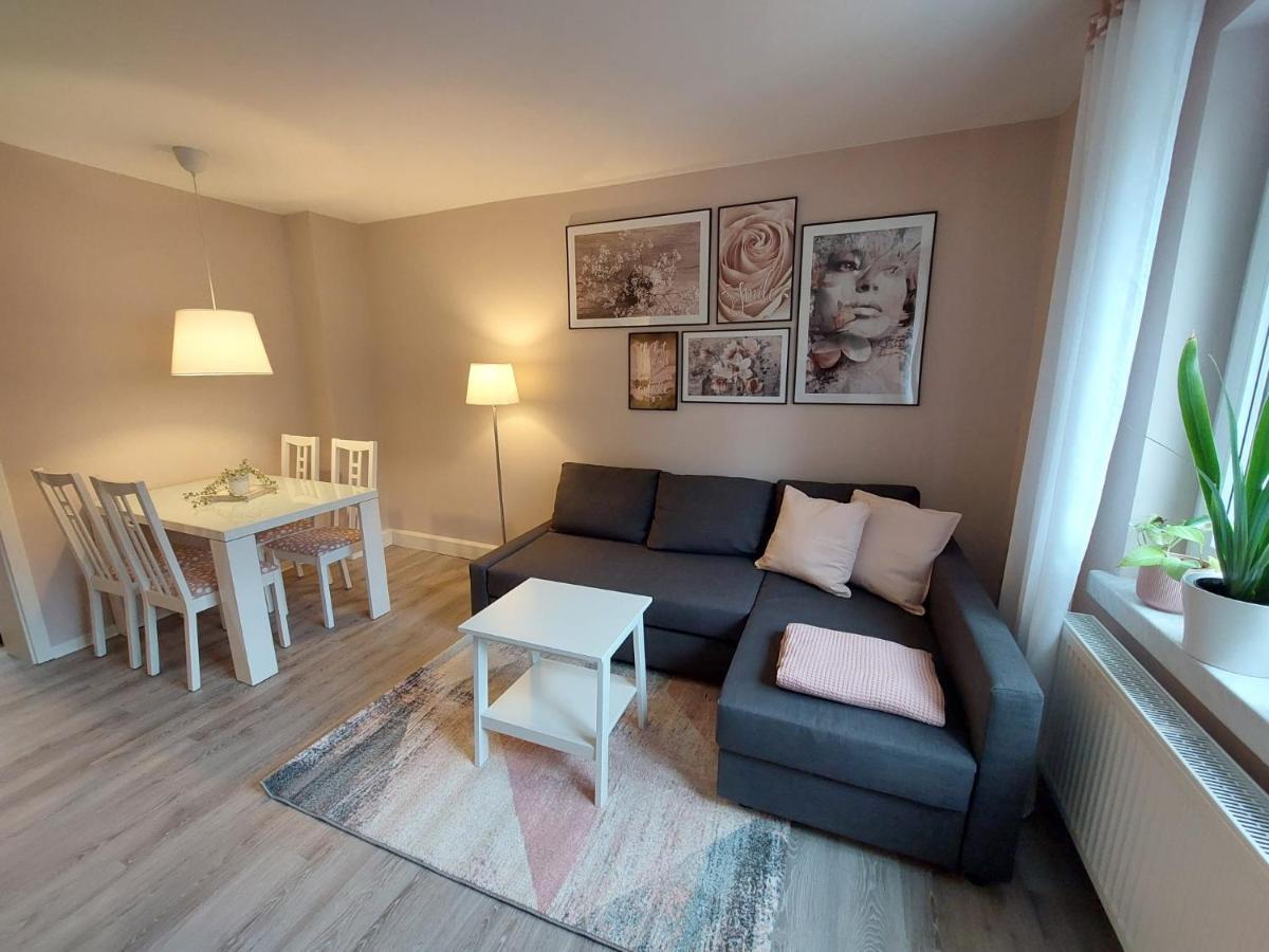 Helles Modern Eingerichtetes Apartment Halle  外观 照片