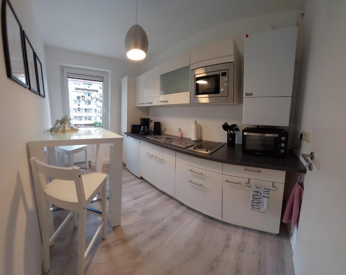 Helles Modern Eingerichtetes Apartment Halle  外观 照片